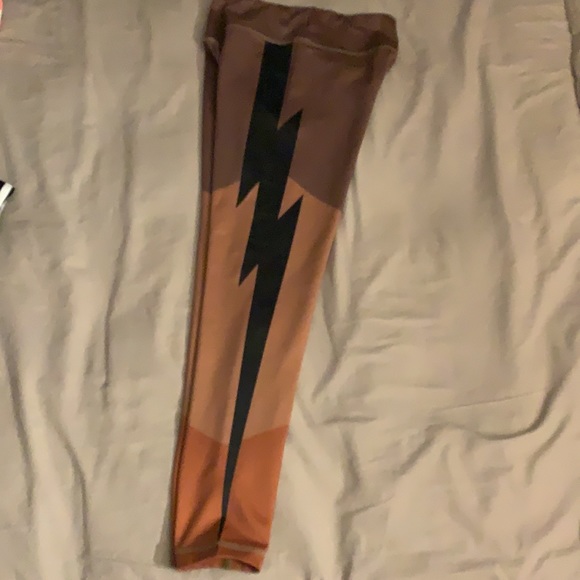 Medium super fresh mocha thunders leggings - Picture 3 of 4